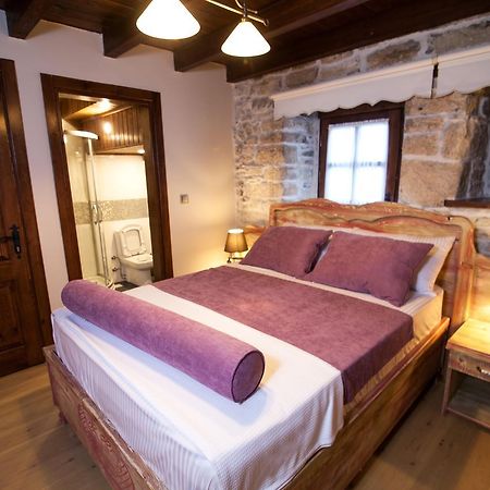 1922 Hotel Yenifoca Екстериор снимка