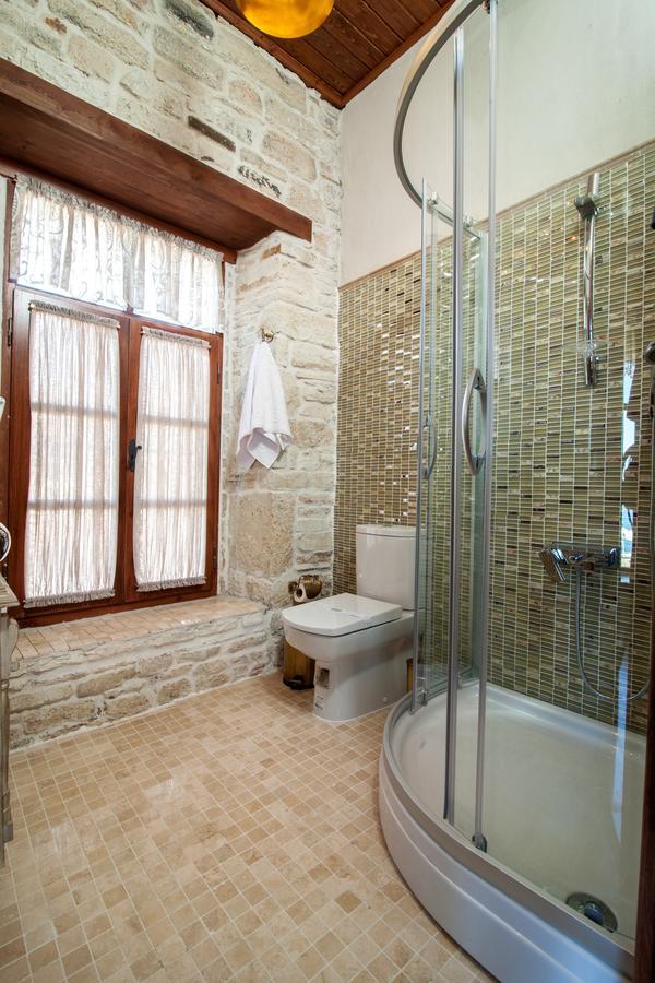 1922 Hotel Yenifoca Екстериор снимка