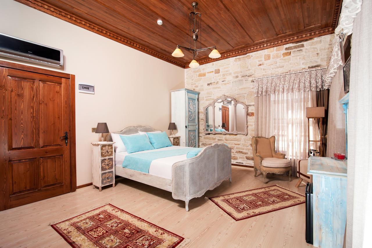 1922 Hotel Yenifoca Екстериор снимка