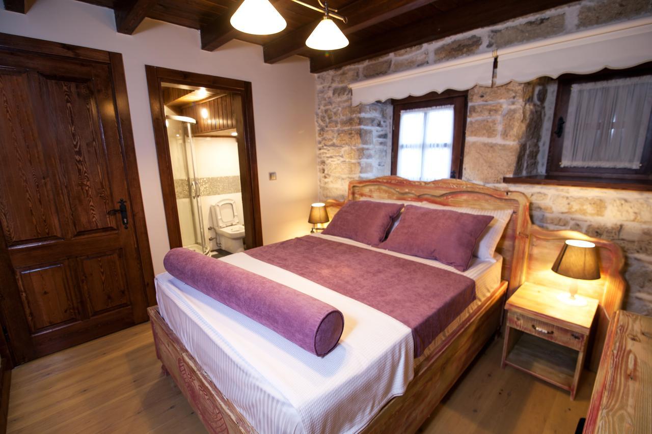 1922 Hotel Yenifoca Екстериор снимка