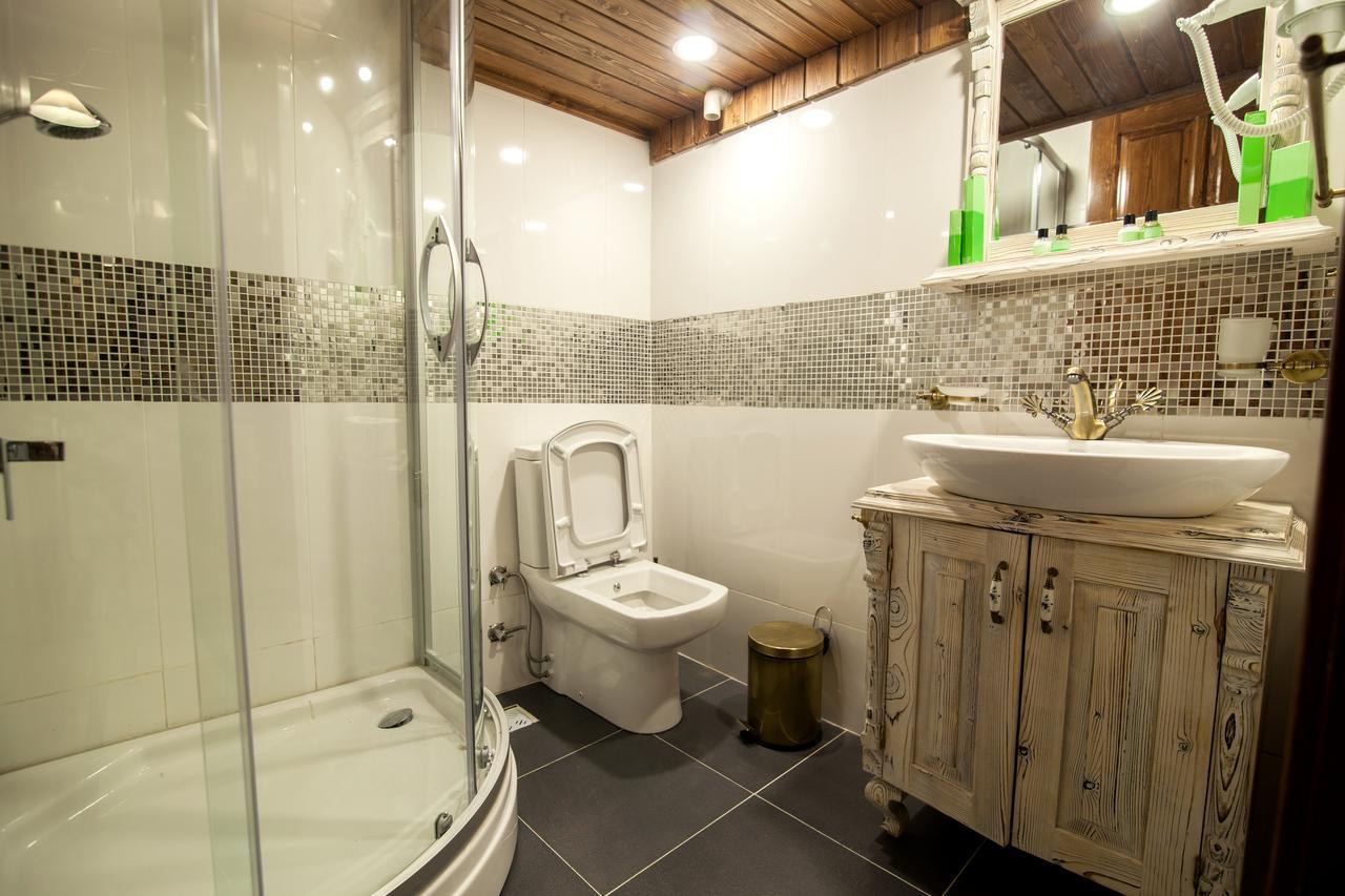 1922 Hotel Yenifoca Екстериор снимка