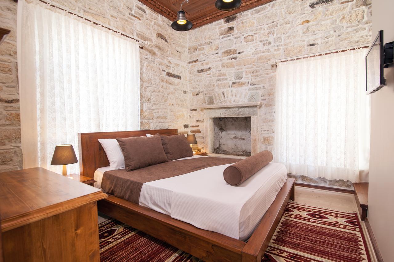 1922 Hotel Yenifoca Екстериор снимка